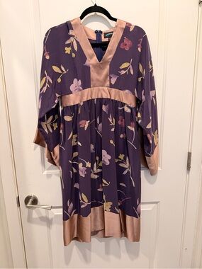 Till The End Purple Floral
Print 100% Silk Dress With Satin Trim Size 1